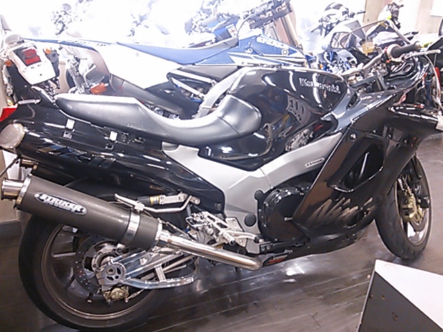 ZZR1100中古車