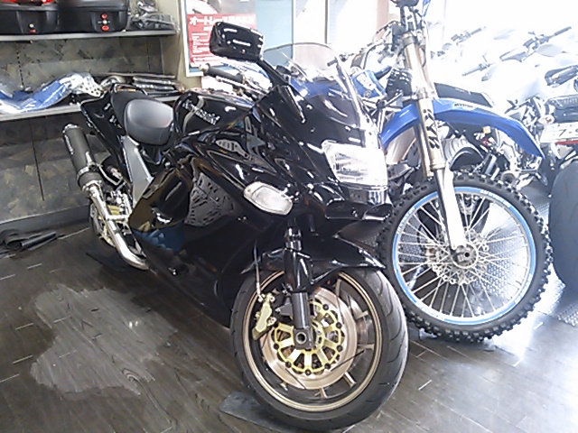 ZZR1100中古車